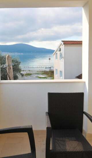 Отель Hotel Villa Royal Тиват Двухместный номер с 1 кроватью или 2 отдельными кроватями-7