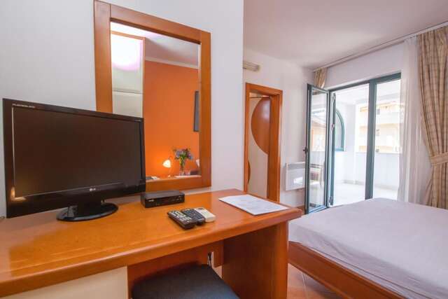 Отель Hotel Villa Royal Тиват-11